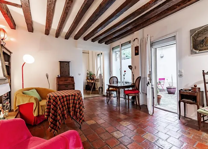 Veeve - Rustic Allure